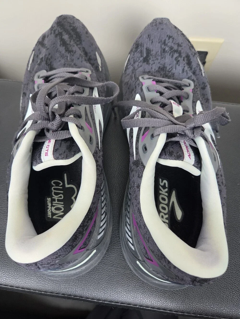 Brooks Adrenaline GTS 23 Women's Running Shoes Black Purple Size 9.5 Cushion